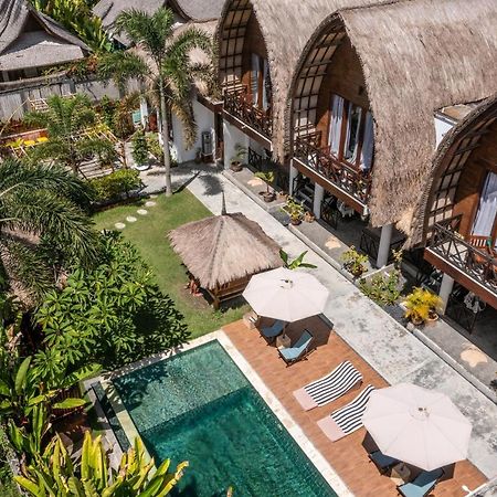 Hotel Martas Windows Kuta  Zewnętrze zdjęcie