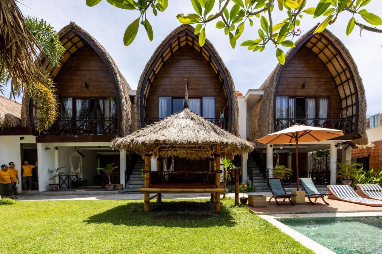 Hotel Martas Windows Kuta  Zewnętrze zdjęcie